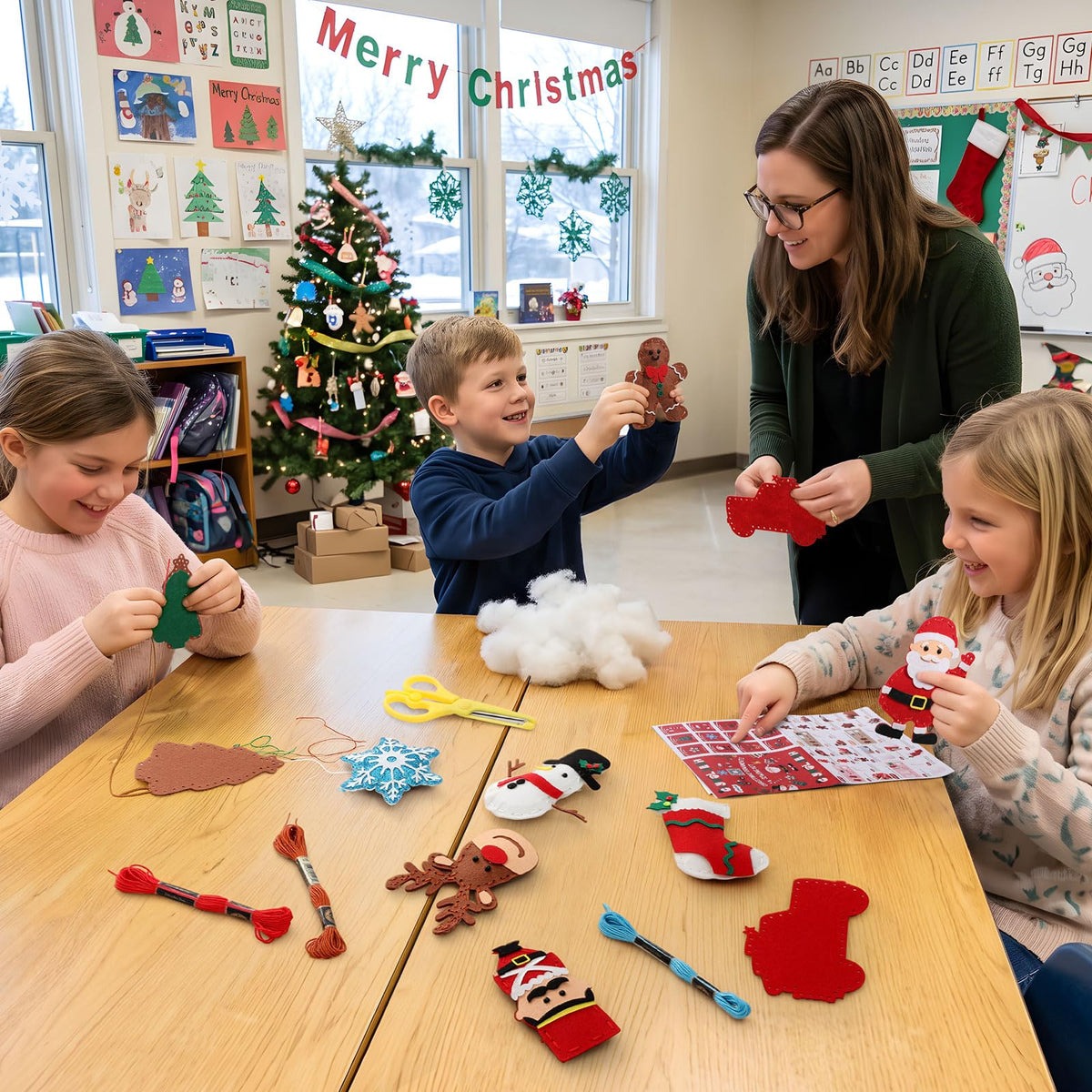 Christmas Sewing Kit for Kids – 12 DIY Felt Ornaments | Beginner Sewing
