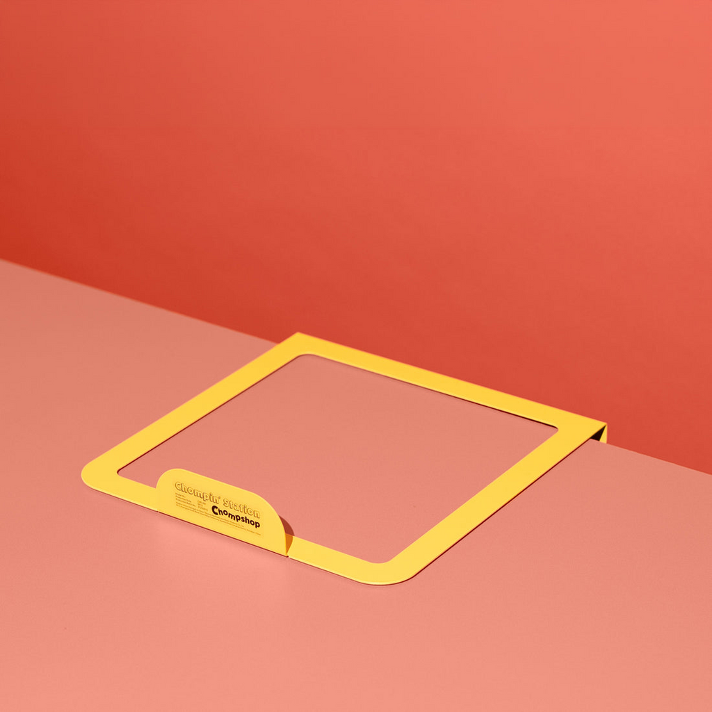 Chompin' Station (For Big Chomps) Table Hook