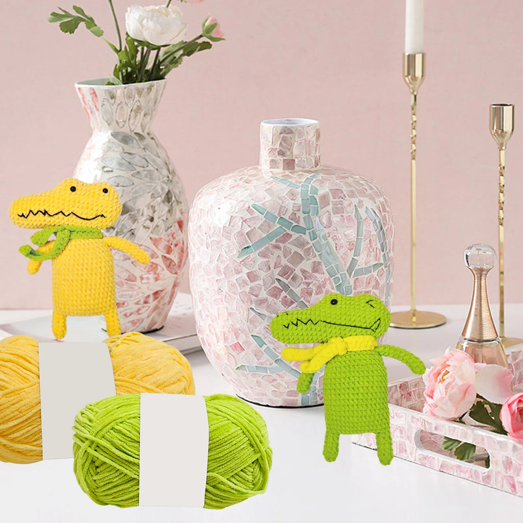 Crocodile Beginner Crochet Animal Kit Easy Yarn with Instruction Manual and Video Tutorial